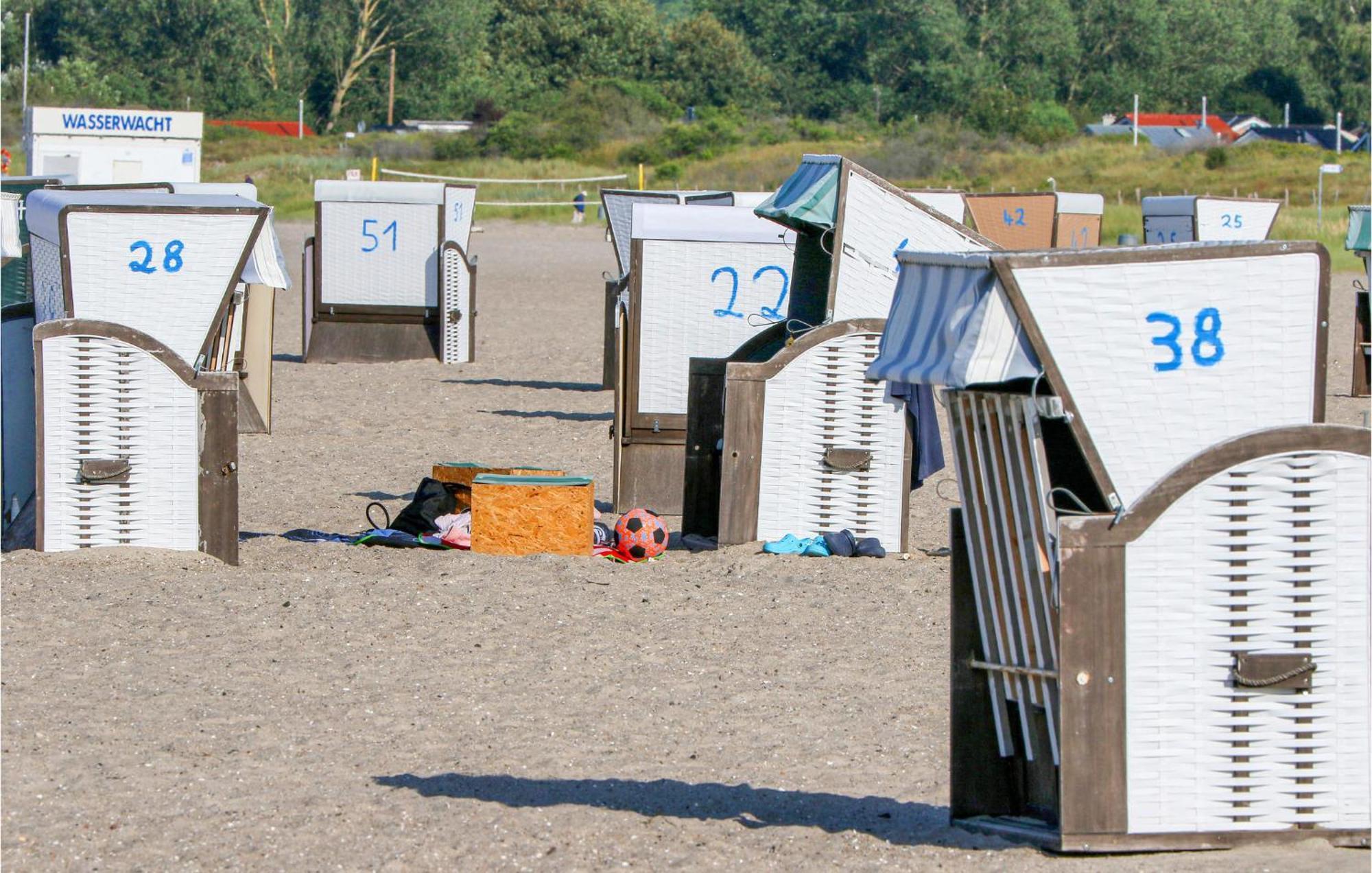 Ferienhaus Schatzkiste 3 - Dorf 4 T Lübeck